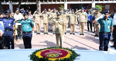 জাতির পিতার সমাধিতে নবনিযুক্ত ডিএমপি কমিশনারের শ্রদ্ধা