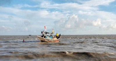 নোয়াখালীর হাতিয়ায় ট্রলার ডুবিতে নিহত ২