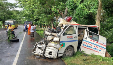 গোপালগঞ্জে ট্রাক-অ্যাম্বুলেন্স সংঘর্ষে নিহত ৪