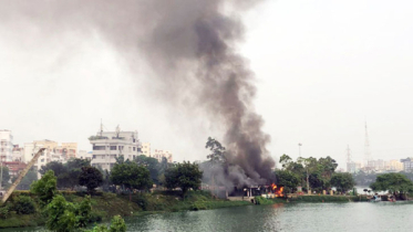 হাতিরঝিলে রেস্টুরেন্টে আগুন