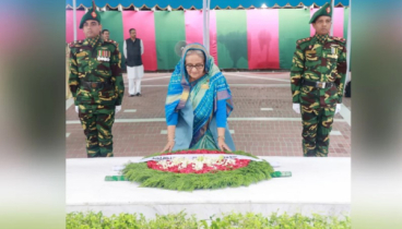 বঙ্গবন্ধুর সমাধিতে প্রধানমন্ত্রীর শ্রদ্ধা 