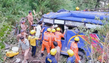 উত্তরাখণ্ডে তীর্থযাত্রীদের বাস খাদে পড়ে ৭ জনের মৃত্যু