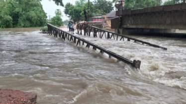 বন্যাকবলিত এলাকায় স্বাস্থ্য কর্মীদের ছুটি বাতিল