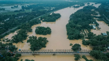 বন্যায় এখন পর্যন্ত ১৫ জনের মৃত্যু, ক্ষতিগ্রস্ত প্রায় অর্ধকোটি মানুষ