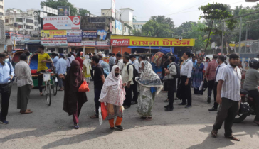 অসহযোগ আন্দোলনের প্রভাব ঢাকার সড়কে, চলছে শুধু রিকশা-সিএনজি