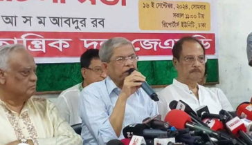 একটি মহল অন্তর্বর্তী সরকারকে অনির্দিষ্টকাল ক্ষমতায় রাখতে কাজ করছে