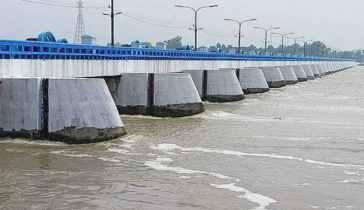 তিস্তার পানি বিদৎসীমার ৩৩ সেন্টিমিটার ওপরে, নিম্নাঞ্চল প্লাবিত