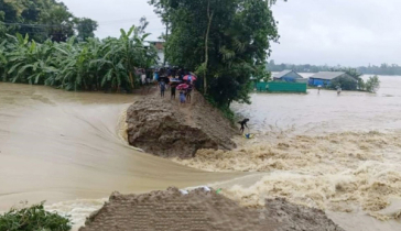 বন্যায় মৃতের সংখ্যা বেড়ে ৫৯, পানিবন্দি আরও ৭ লাখ পরিবার