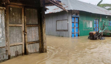 ৮ জেলা বন্যাকবলিত, আরও বিস্তৃত হতে পারে